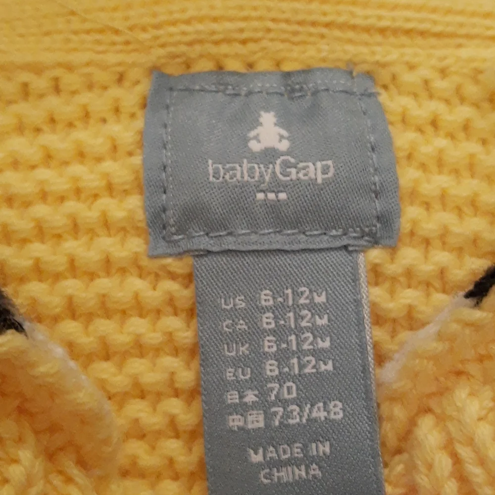 Baby Gap Knit Cardigan - Picture 3 of 6